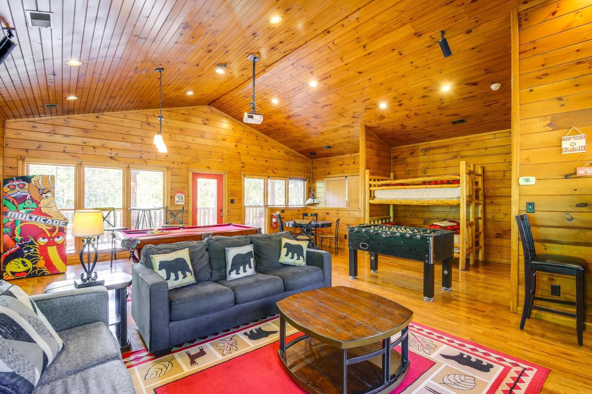 Cabin With Pool Access About 3 Mi To Downtown Gatlinburg Exterior foto