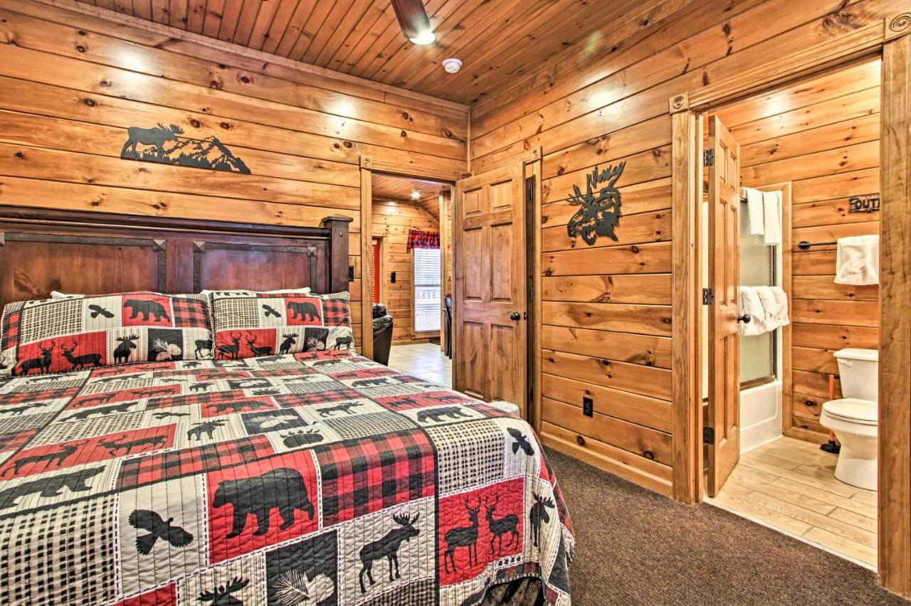 Cabin With Pool Access About 3 Mi To Downtown Gatlinburg Exterior foto